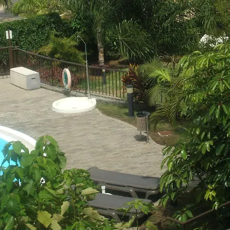 Apartment Fewo-mar-y-teide-romantico-grosszuegig-mit-2-terrassen-pool-parkplatz-sicht-auf-meer-und-teide *