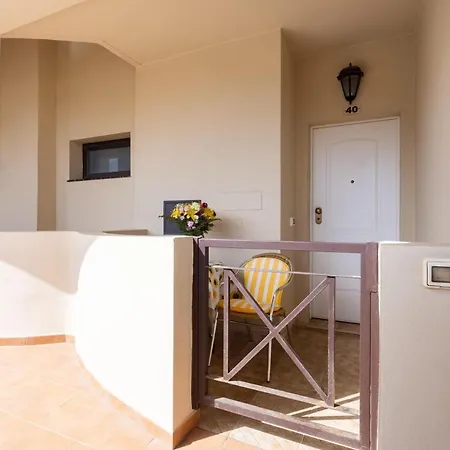 Apartment Fewo-mar-y-teide-romantico-grosszuegig-mit-2-terrassen-pool-parkplatz-sicht-auf-meer-und-teide